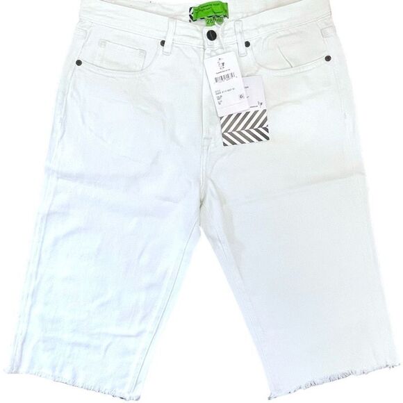 SANDRINE ROSE By Free People Women's White Frayed Hem Bermuda Shorts Size 28 NWT - Picture 1 of 6